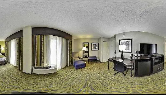 Western Hanes Mall 3*