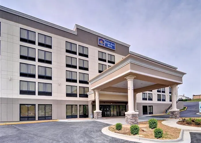 Hotel Western Hanes Mall 3*
