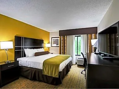 Western Hanes Mall Hotel
