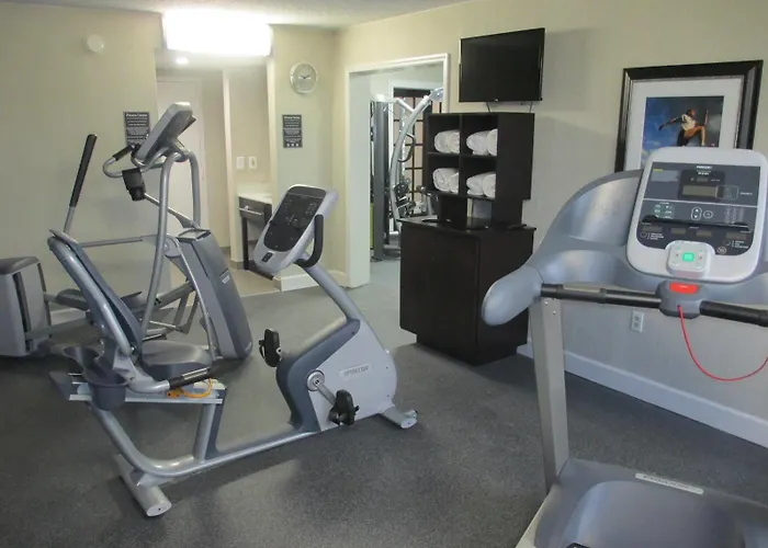 Western Hanes Mall Hotel 3*